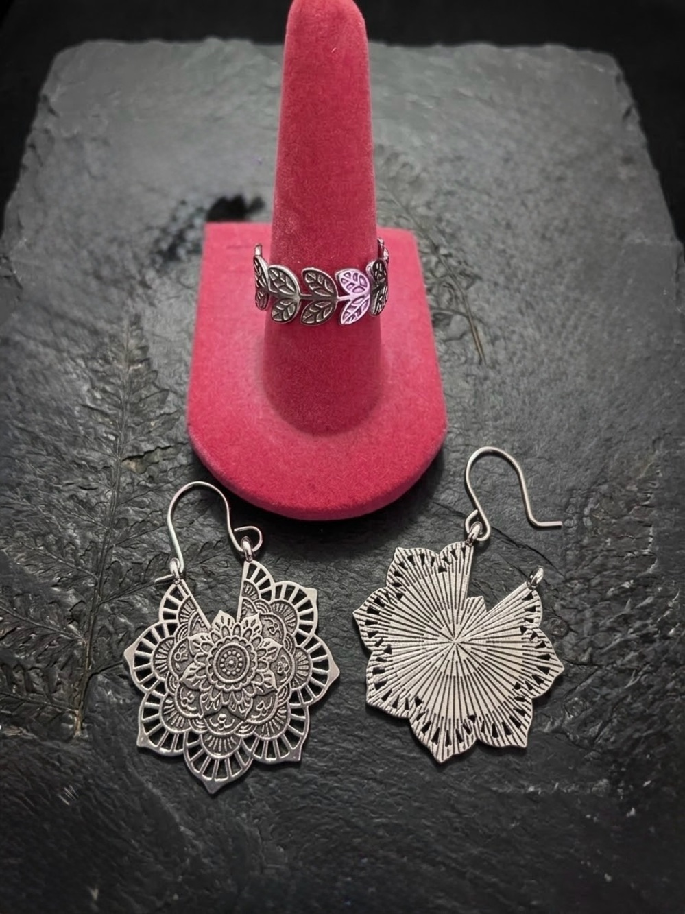Bundle bohemian mandala earring and leaf adjustable ring. Stainless steel
